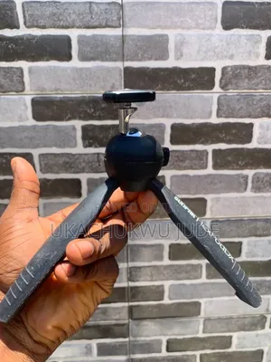 Universal Mini Tripod for Digital Camera All Android
