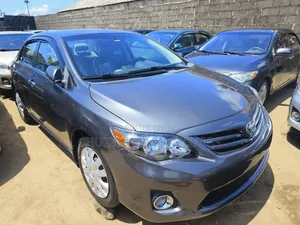 Toyota Corolla 2012 Gray