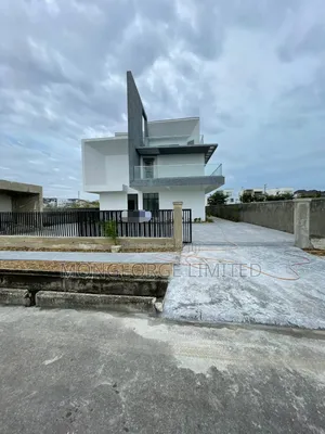 5bdrm Duplex In Osapa London For Sale