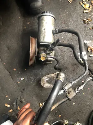 Lexus IS300 Powersteering Pump