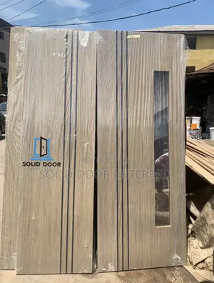 A High-Quality HDF Door