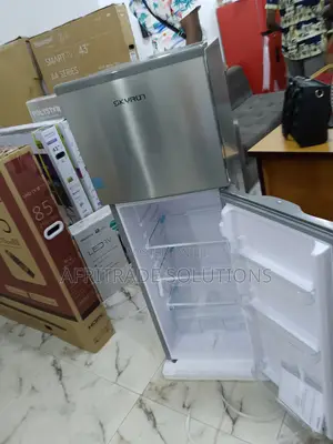 Skyrun 138 Liters Double Door Fridge- Large Veggie Crisper