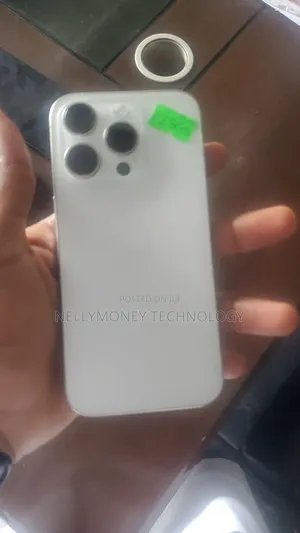 Apple iPhone 15 Pro 128 GB White