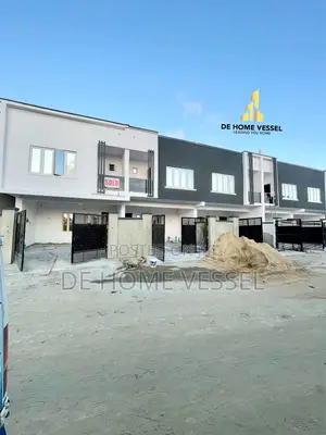 3bdrm Townhouse/Terrace in Ajah for sale