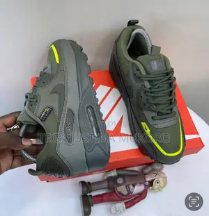 High Quality Nike Sneakers