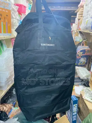 Weightless Traveling Bag