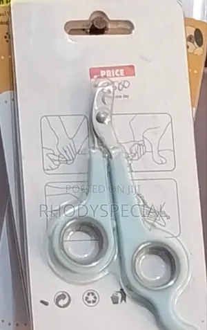 Nail Cutter for Small Breeds of Dogs and Cats