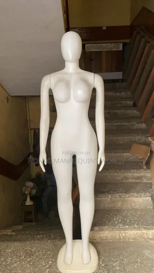 Faceless White Size 10 Non Detachable Waist Mannequins