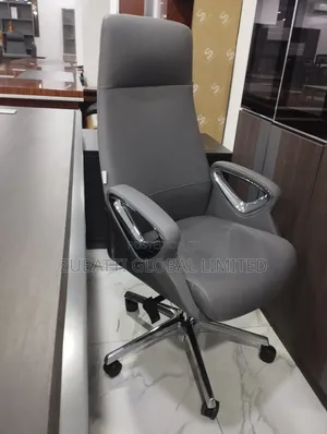 Foreign Executive Swivel Office Leather Chair