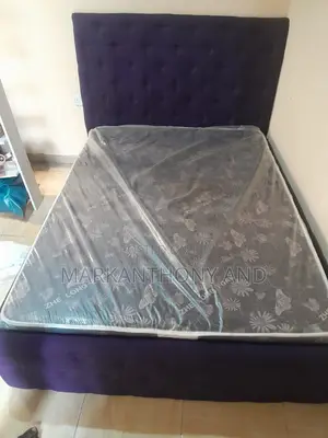 4.5ft by 6 Ft,10 Inches Zhelong Matress