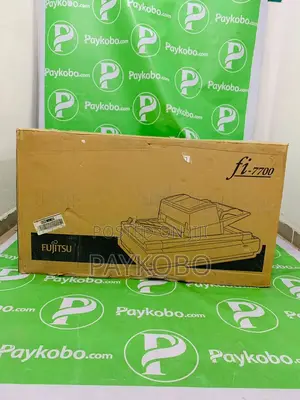 Fujitsu Fi-7700 Document Scanner