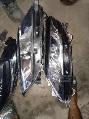 Head Light Mitsubishi L200 2018
