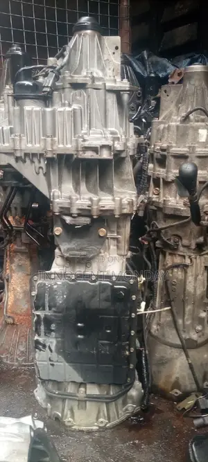 Nissan Pathfinder Gearbox 2003.
