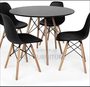 Good Set of Dining Table With Chairs