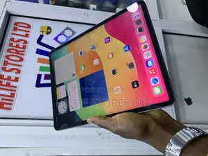 Apple iPad Pro 12.9 (2021) 256 GB Gray