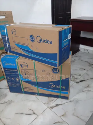 Midea 1.5hp Non-Inverter AC- Streamlined Design