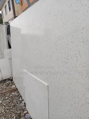 Quartz White Gold Spotted