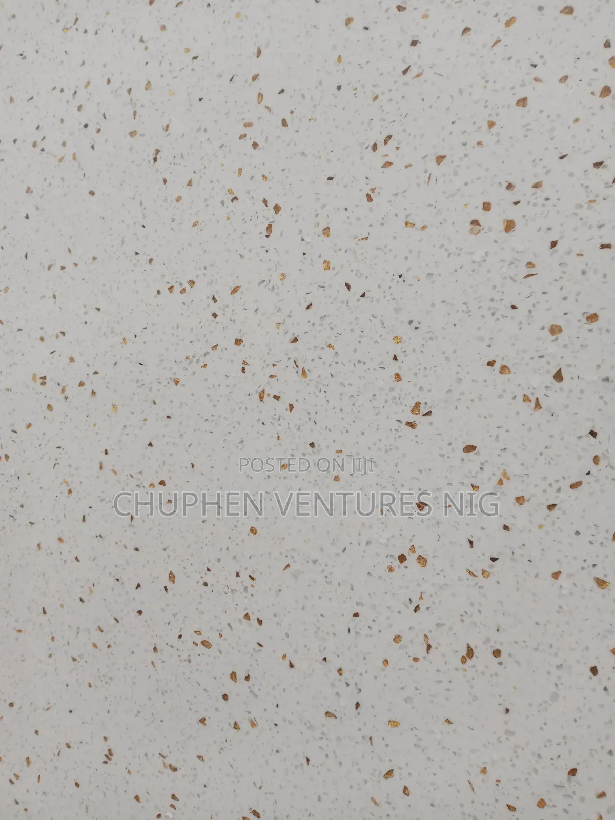 Quartz White Gold Spotted