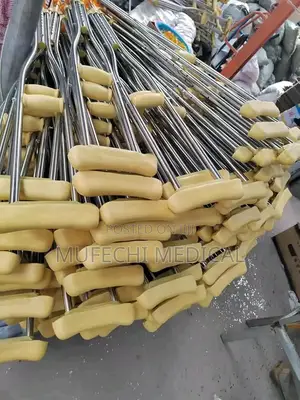 Medium Crutches