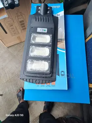 200 Watts Solar Street Lights