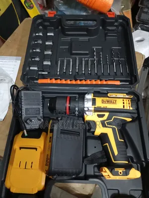 Cordless Drilling Machine Iron Chuks Delwalt