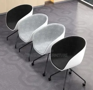 Quality Rolling Chair for Bar and Lounge