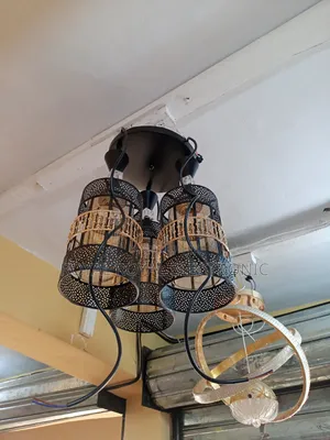 Royal VIP Chandelier Dropping Light