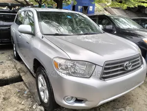 Toyota Highlander Sport 2010 Silver