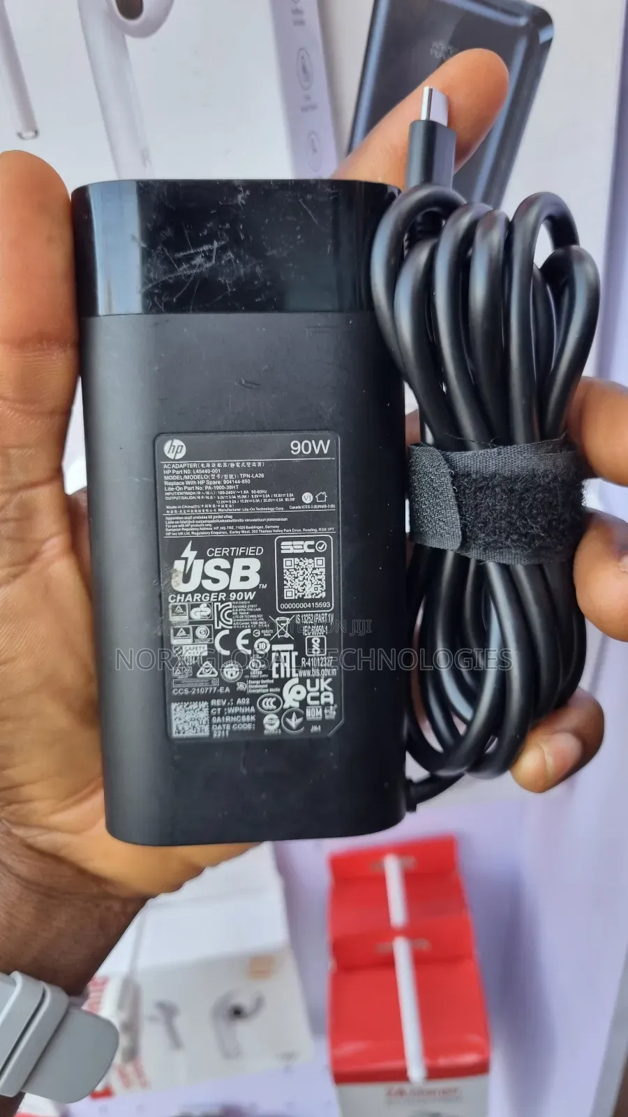 HP 90W Type-C Adapter