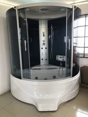 Steam Jacuzzi Showerroom