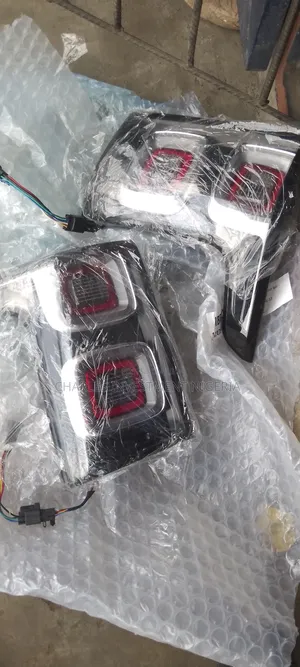 Back Light Range Rover Vogue 2020 Original New