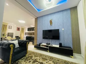 Exquisite 2 Bedroom Flat