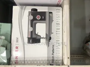 Singer 984 Multifunctional Sewing Machine