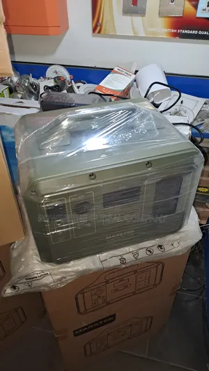 2400w Solar Generator With Lithium Battery for Home's/Offic