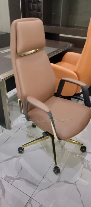Stuffzy High Quality Gold MD Executive Office Chairs