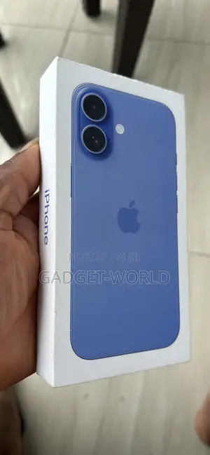 New Apple iPhone 16 256 GB Blue