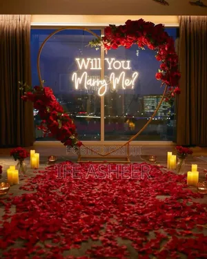 Will You Marry Me Intimate Decorations 001