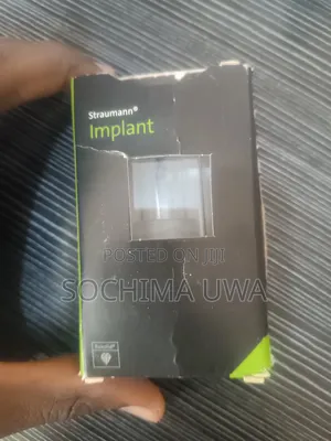 Strauman Implant