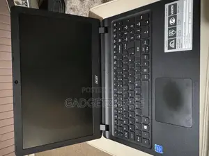 Laptop Acer Aspire ES1-533 4GB Intel Core 2 Duo HDD 1T