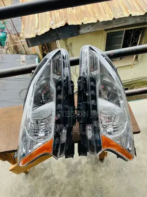 Set Headlamp Sentra 2015