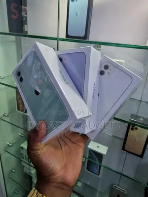 New Apple iPhone 11 64 GB Green