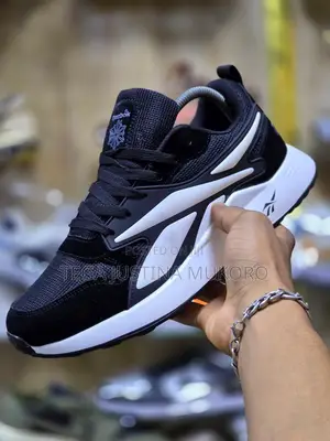 High Quality Reebok Sneakers