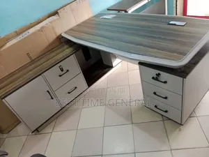 Exclusive Luxury High Quality Executive Office Table