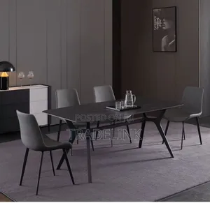 Beautiful Dining Table and Chairs