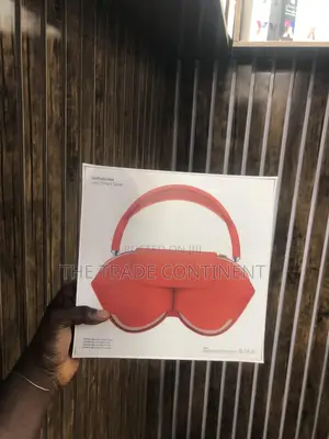 The Apple Airpods Max