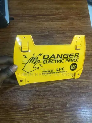 Electric Fence Danger Sign