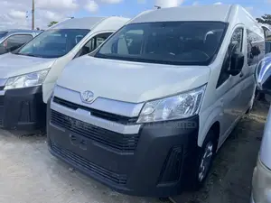 Toyota HiAce 2021 White