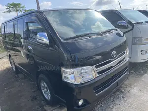 Toyota HiAce 2012 Black