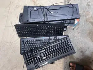 Very Neat London Used Keyboard