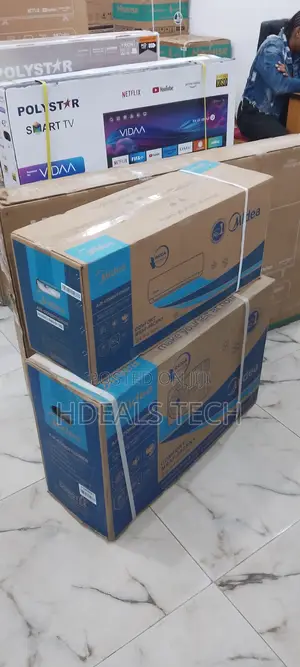 Eco-Friendly Midea 1HP Non-Inverter Wall Mounted AC